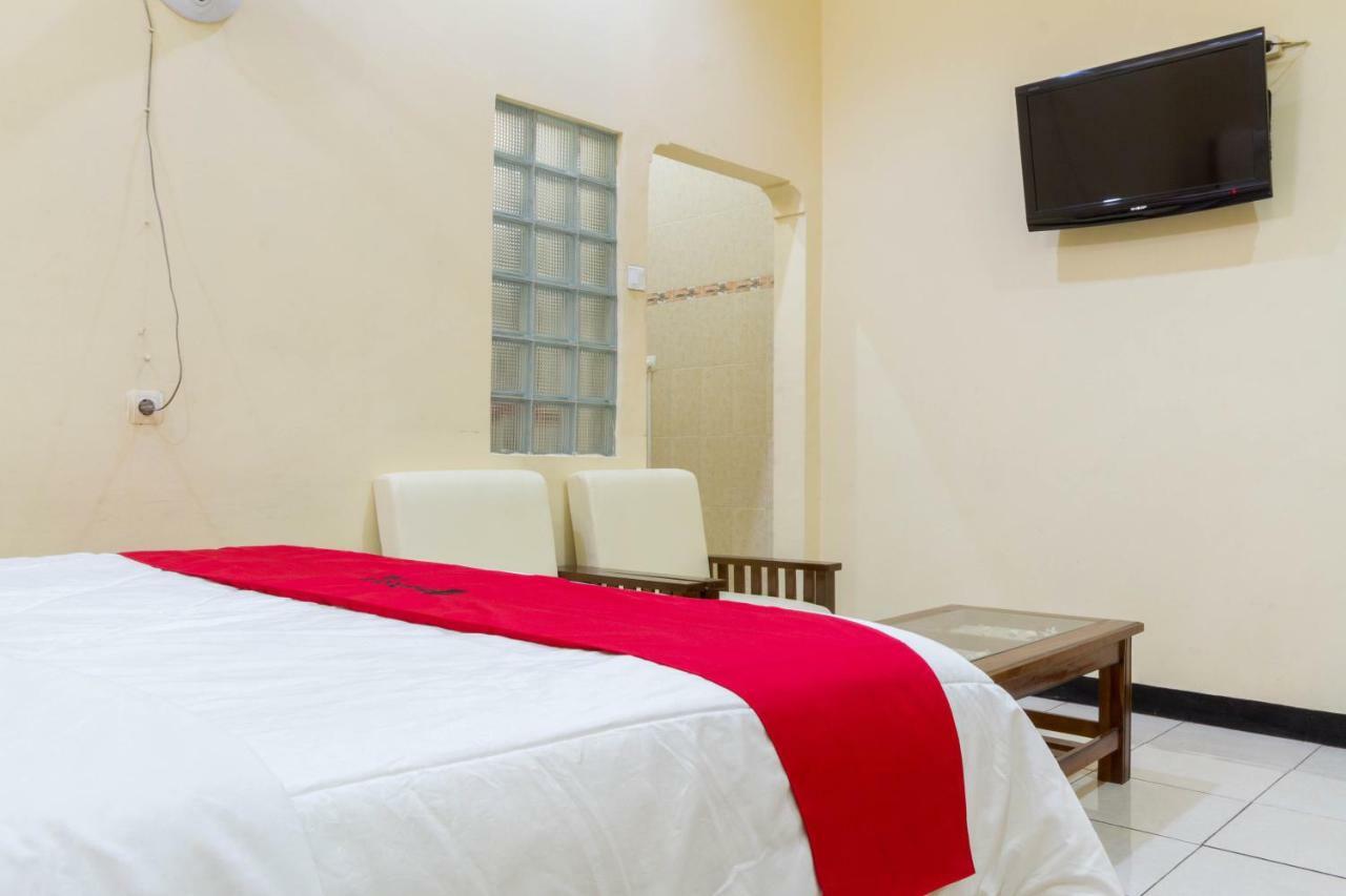 Reddoorz @ Pataruman Garut Exterior foto