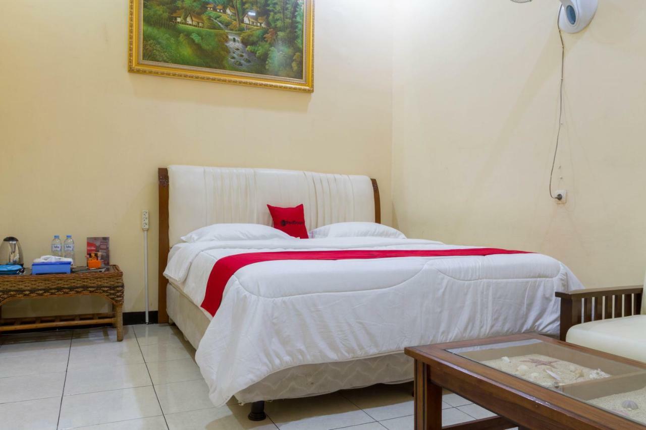 Reddoorz @ Pataruman Garut Exterior foto